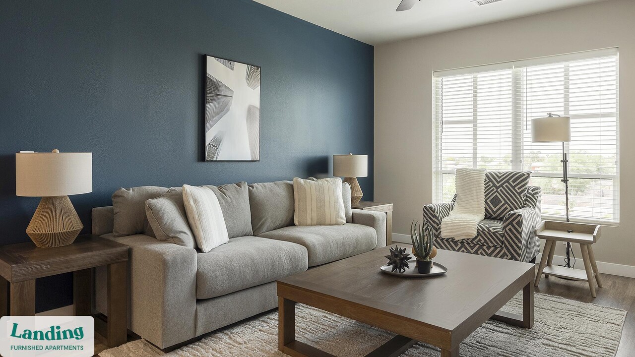 2445 Estrella Pkwy in Goodyear, AZ - Building Photo