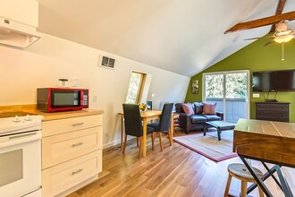 32 Michaels Rd-Unit -Arcadian Grove in Sequim, WA - Foto de edificio - Building Photo