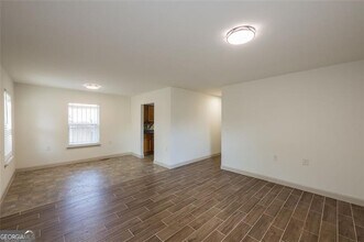 950 Smith St SW in Atlanta, GA - Building Photo - Building Photo