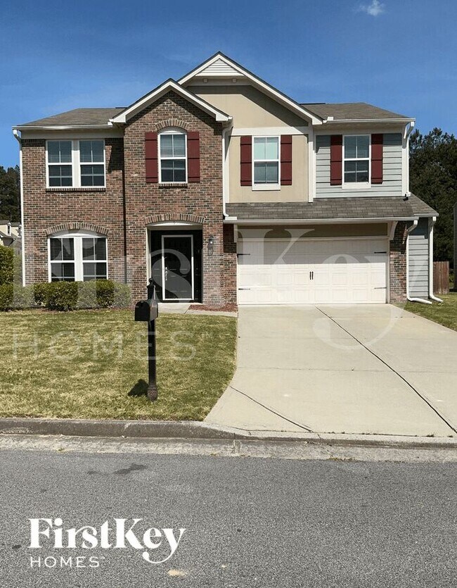 property at 9 Moonrise Ct