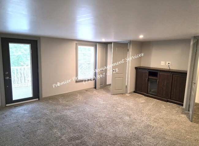 1119 Riverside Dr in Beaver, PA - Building Photo - Building Photo