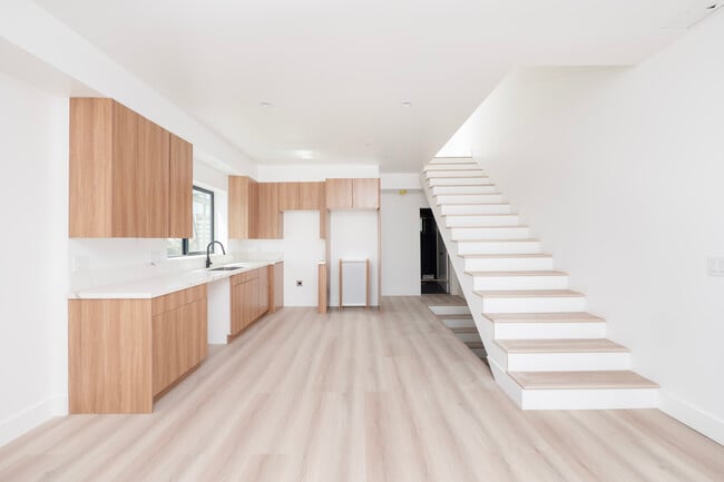 property at 1517 Ricardo St