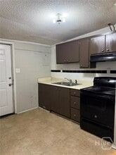 317 Strickland St in Hinesville, GA - Building Photo - Building Photo