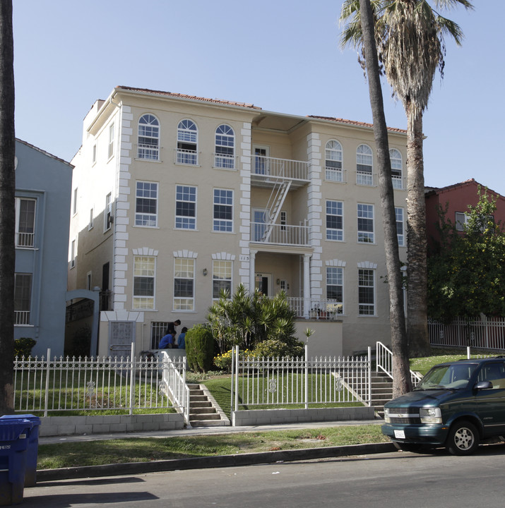 115 N New Hampshire Ave in Los Angeles, CA - Foto de edificio