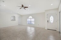 13715 Gentle Woods Ave in Riverview, FL - Building Photo - Building Photo