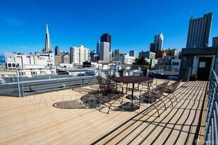 939 Jackson St in San Francisco, CA - Building Photo