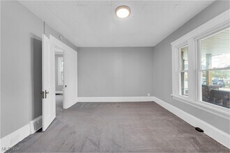 3122 W 30th St in Cleveland, OH - Foto de edificio - Building Photo