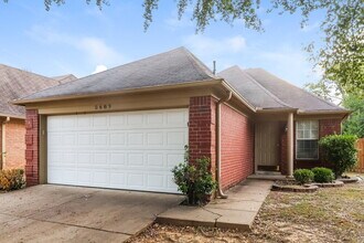 5689 Kayla Dr in Southaven, MS - Building Photo - Building Photo