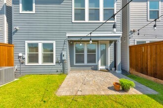 10927 Keaton Landing Dr in Houston, TX - Building Photo - Building Photo