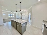 2003 E Hudson Dr photo'