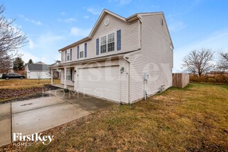 1005 Quarterhorse Run in Bargersville, IN - Building Photo - Building Photo