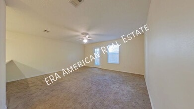 496 Keystone Rd in Mary Esther, FL - Foto de edificio - Building Photo
