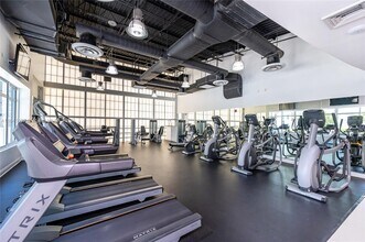 1250 S Miami Ave, Unit 2214 in Miami, FL - Building Photo - Building Photo