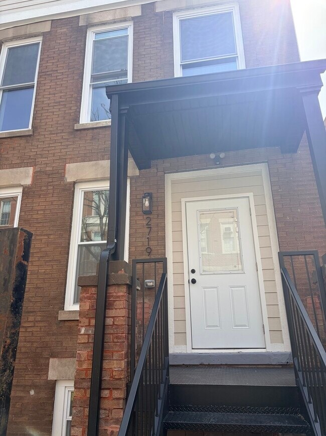 2719 W Augusta Blvd in Chicago, IL - Building Photo - Building Photo