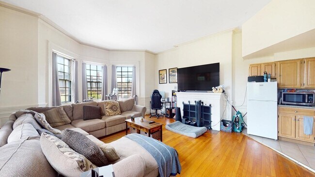 1 Gloucester St, Unit 5 in Boston, MA - Building Photo - Building Photo