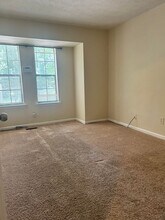 5066 S Woodbridge Trail in Stone Mountain, GA - Building Photo - Building Photo