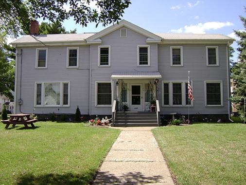 College Avenue in Elmira, NY - Building Photo