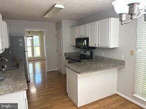 6316 Forest Grove Dr in Fredericksburg, VA - Building Photo - Building Photo