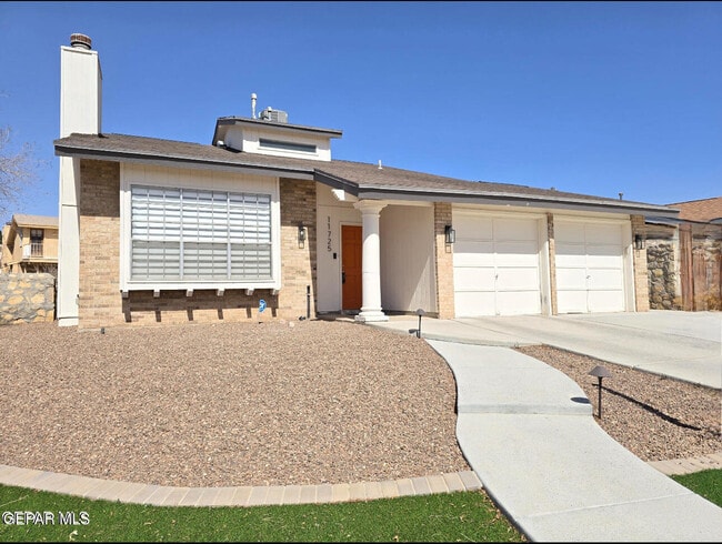 11725 Fred Perry Dr in El Paso, TX - Building Photo - Building Photo