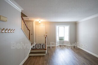 102 Wafco Ln in Greensboro, NC - Building Photo - Building Photo