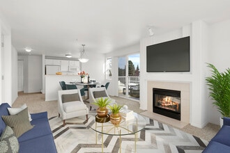 North Ridge in Portland, OR - Building Photo - Building Photo