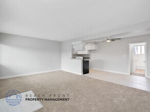 6221 Cherry Ave in Long Beach, CA - Building Photo - Building Photo