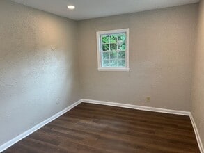 1911 Morena St in Nashville, TN - Building Photo - Building Photo