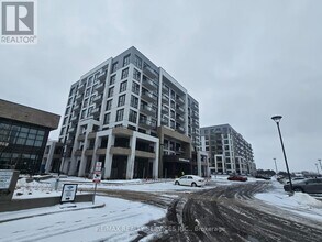 750 Whitlock Ave in Milton, ON - Building Photo - Building Photo