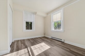 1406 W Strasburg Rd, Unit 4 in West Chester, PA - Building Photo - Building Photo