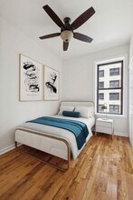 300 E 69th St in New York, NY - Building Photo - Building Photo