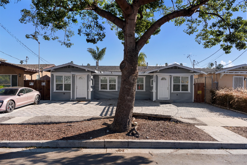 2838 S Kerckhoff Ave in Los Angeles, CA - Building Photo