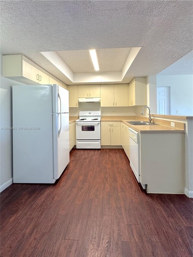 3610 N 56th Ave in Hollywood, FL - Building Photo - Building Photo