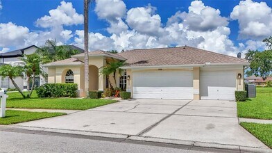 15808 Muirfield Dr in Odessa, FL - Building Photo - Building Photo