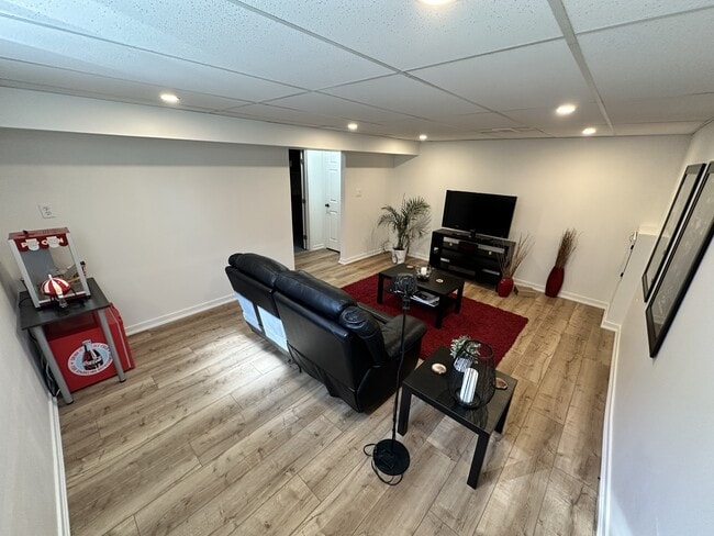 property at 20 B Valley Rd