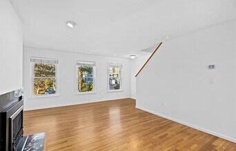 95 Anderer Ln in Boston, MA - Building Photo - Building Photo