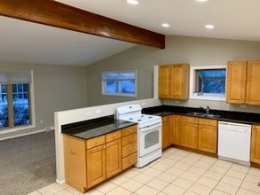 14218 Charlotte Dr in Woodstock, IL - Building Photo - Building Photo
