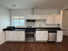 5833 W Irving Park Rd, Unit 1F in Chicago, IL - Building Photo