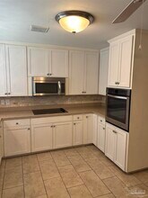 301 Teakwood Cir in Pensacola, FL - Building Photo - Building Photo