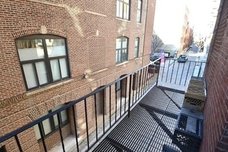 225 Arch St, Unit 33 in Philadelphia, PA - Foto de edificio - Building Photo