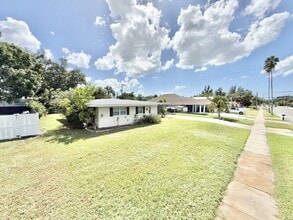 318 Pearl Ave in Sarasota, FL - Building Photo - Building Photo