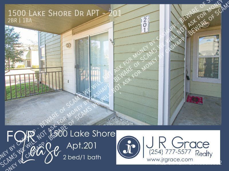 1500 Lake Shore Dr, Unit 201 in Waco, TX - Building Photo