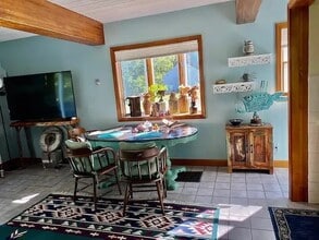 1296 Drift Rd in Westport, MA - Building Photo - Building Photo