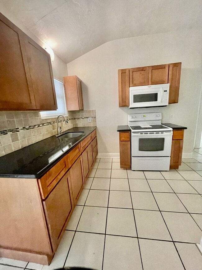 property at 1820 NW 15th Vista