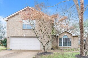 2922 Churchill Ln in Thompson's Station, TN - Building Photo