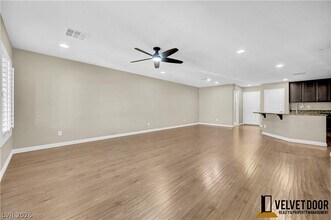 3013 Camino Sereno Ave in Henderson, NV - Building Photo - Building Photo