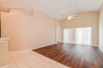 120 Vine Dr in Davenport, FL - Building Photo - Building Photo