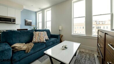 2005 11th St NW, Unit 502 in Washington, DC - Building Photo - Building Photo