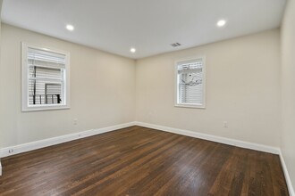 4 Chestnut Pl, Unit 2 in Boston, MA - Building Photo - Building Photo