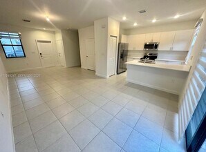 23141 SW 131st Ave in Goulds, FL - Building Photo - Building Photo