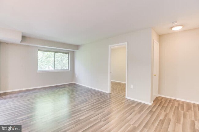 5200 Crossfield Ct